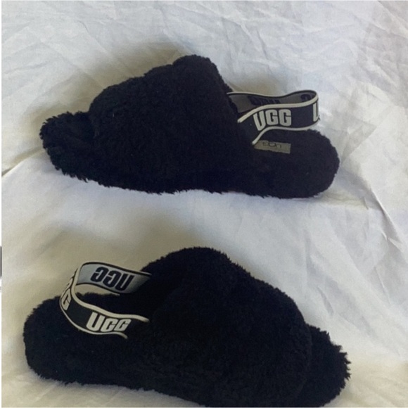 UGG Sandals - Picture 2 of 6